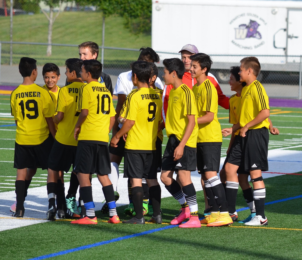 买微信号：团队竞技注册送18元游戏账号