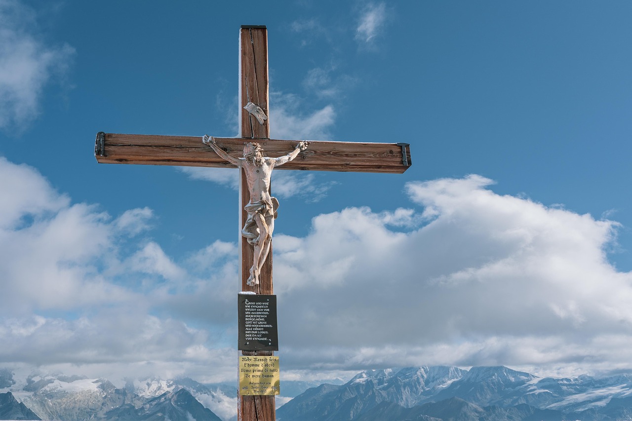 远特信时空实名账号：萨摩亚金融app详情下载教程